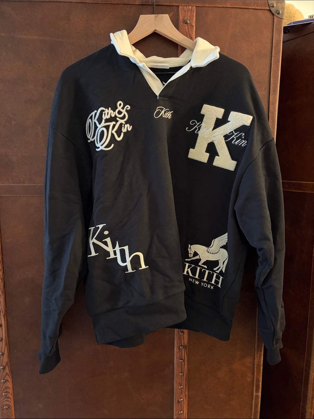 Kith Black Pullover - Relaxed Fit - like new worn once